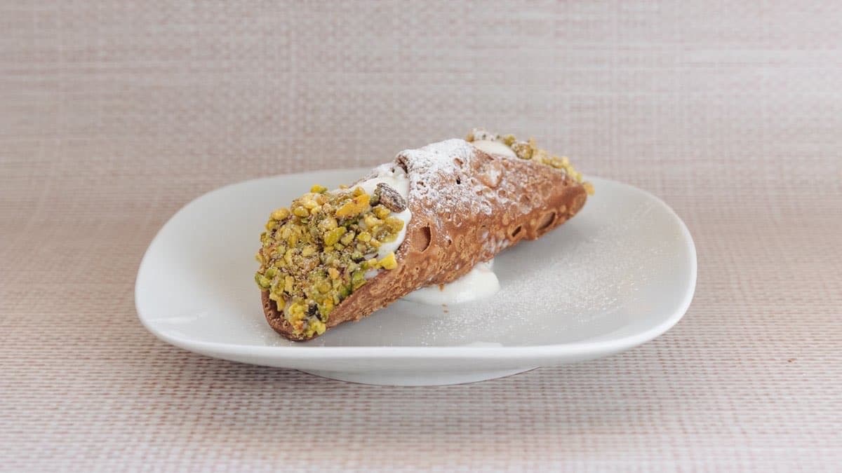 Cannolo Siciliano — Filled to order, never before.